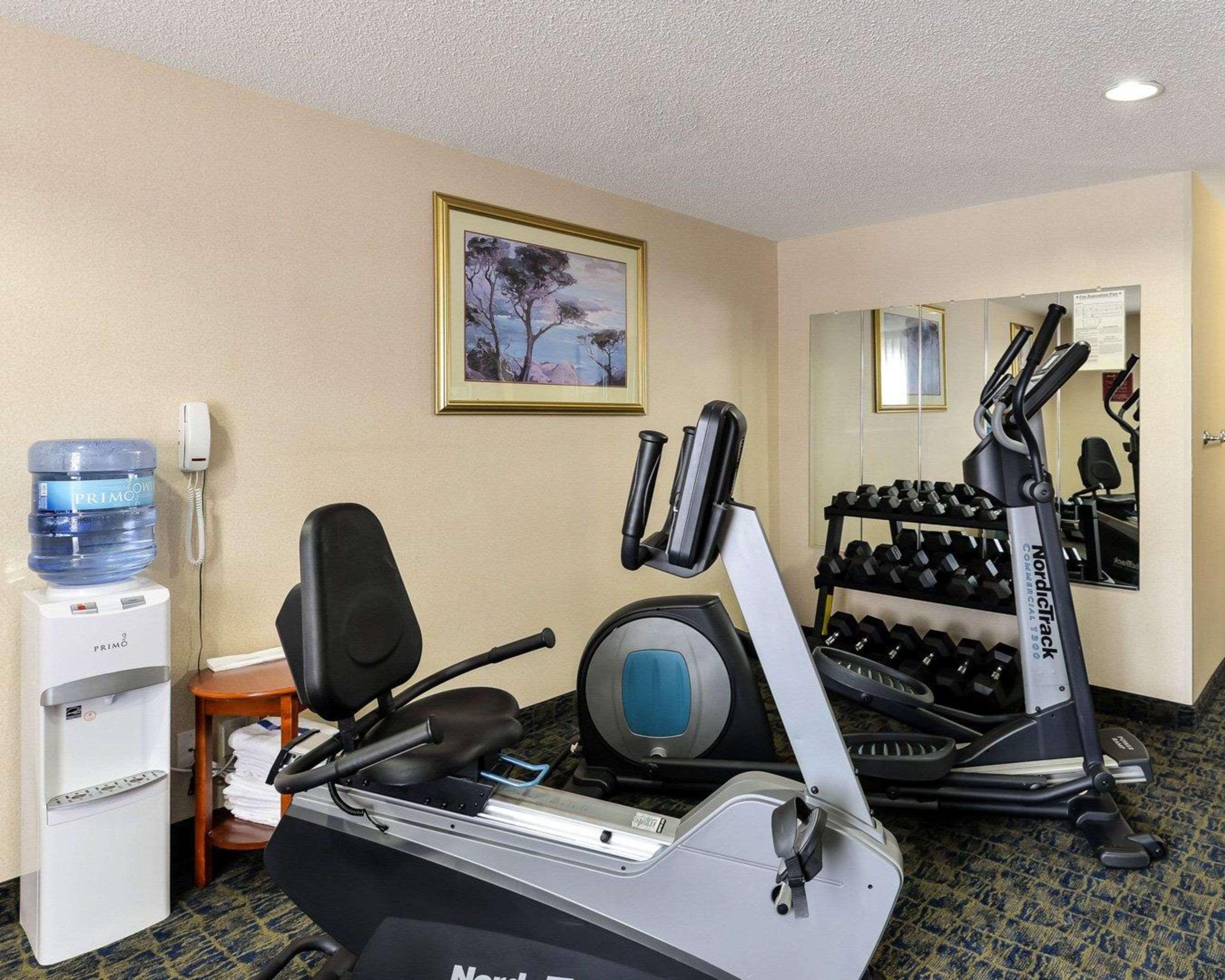 Quality Inn Spring Mills - Martinsburg North Екстер'єр фото
