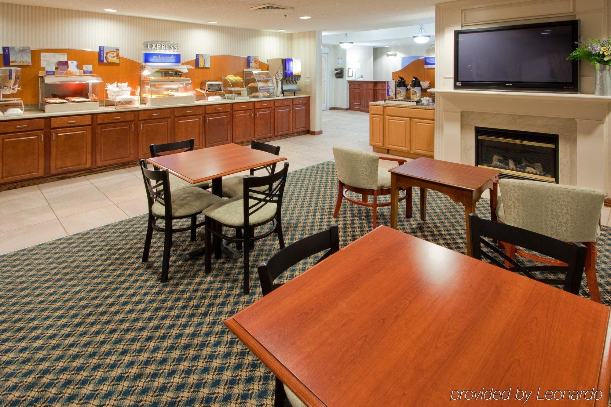 Quality Inn Spring Mills - Martinsburg North Екстер'єр фото