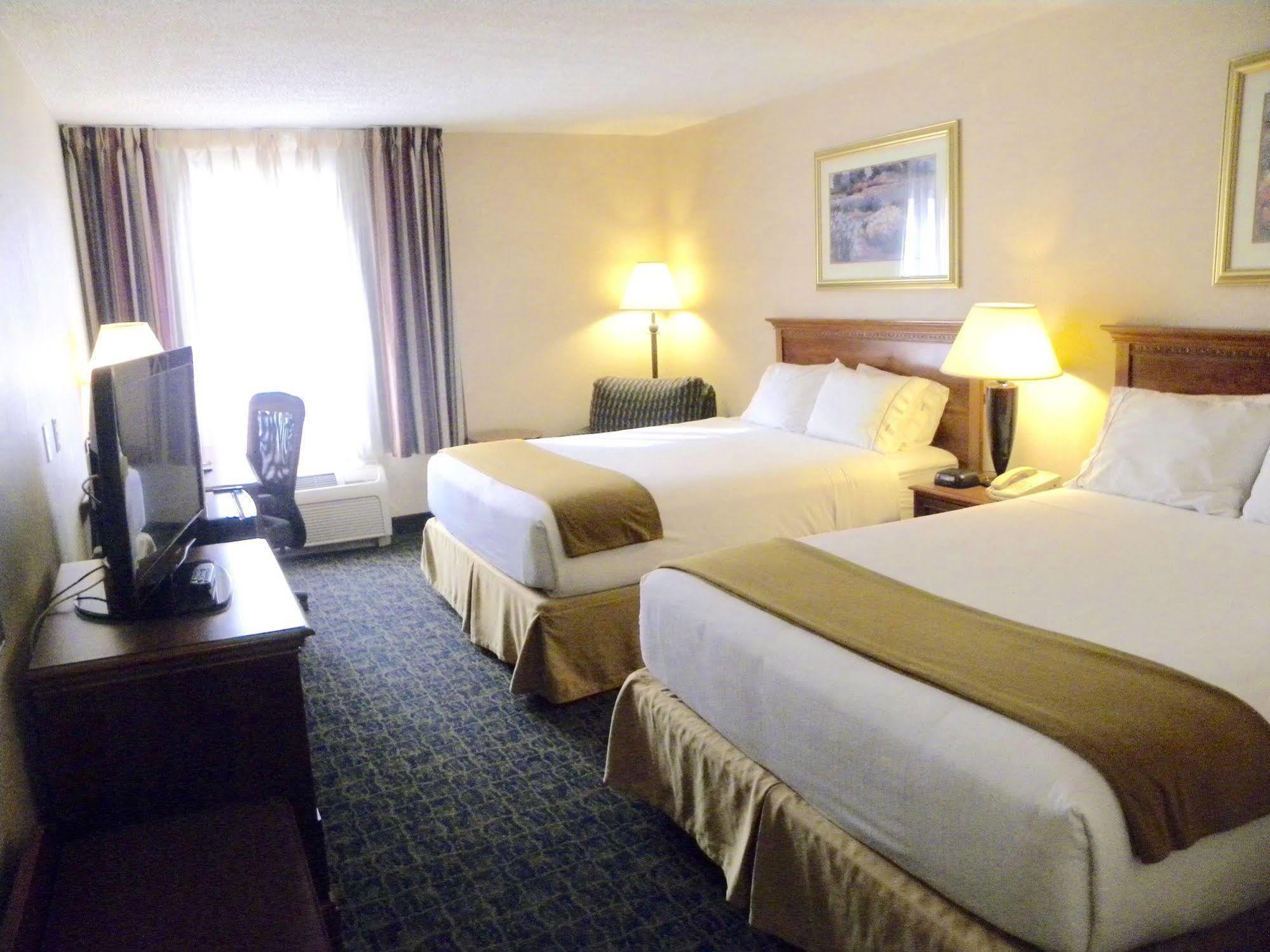 Quality Inn Spring Mills - Martinsburg North Екстер'єр фото